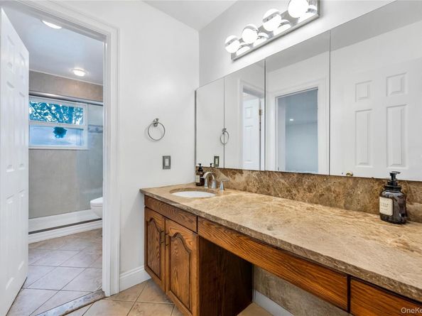 15 Fairway Drive, Old Bethpage NY 11804