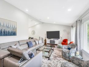 25 Hitching Post Lane, Glen Cove NY 11542