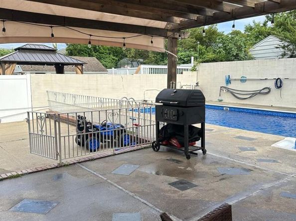 151-60 7 Avenue, Whitestone NY 11357