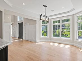 28 Meadow Glen Road, Northport NY 11768