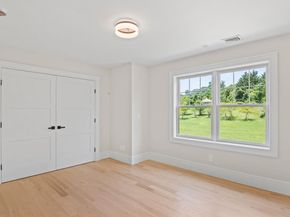 28 Meadow Glen Road, Northport NY 11768