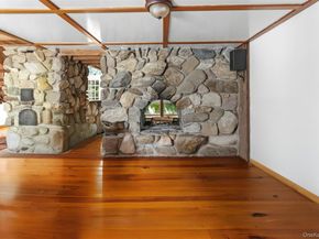880 W Mill Road, Mattituck NY 11952