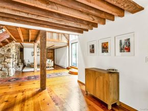 880 W Mill Road, Mattituck NY 11952