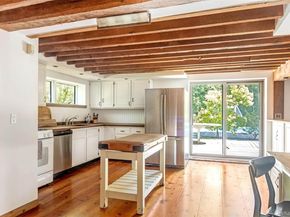 880 W Mill Road, Mattituck NY 11952