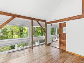 880 W Mill Road, Mattituck NY 11952