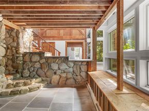 880 W Mill Road, Mattituck NY 11952
