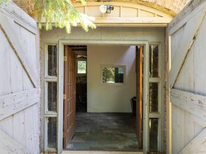880 W Mill Road, Mattituck NY 11952
