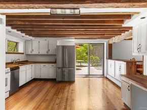 880 W Mill Road, Mattituck NY 11952