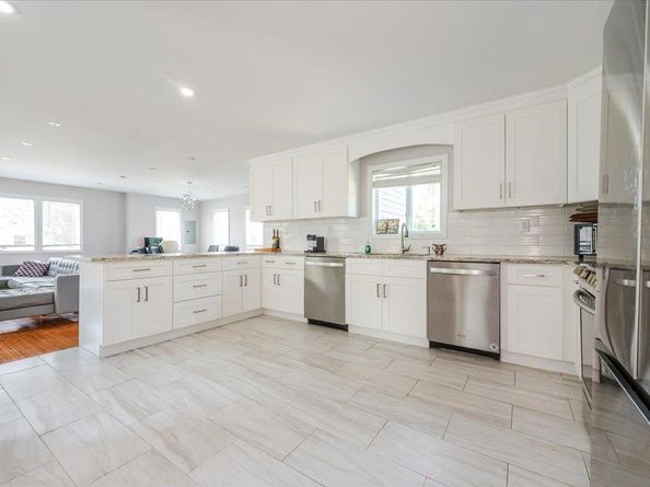 1136 west broadway, Hewlett NY 11557