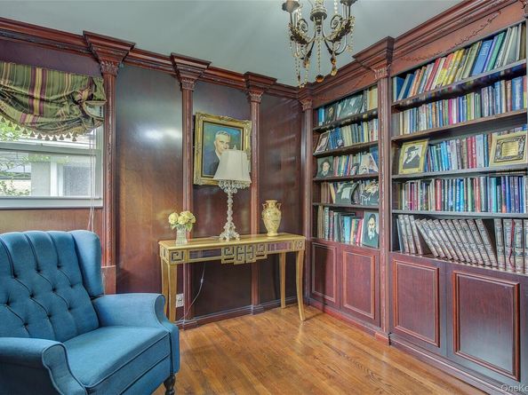 7126 170th Street, Fresh Meadows NY 11365