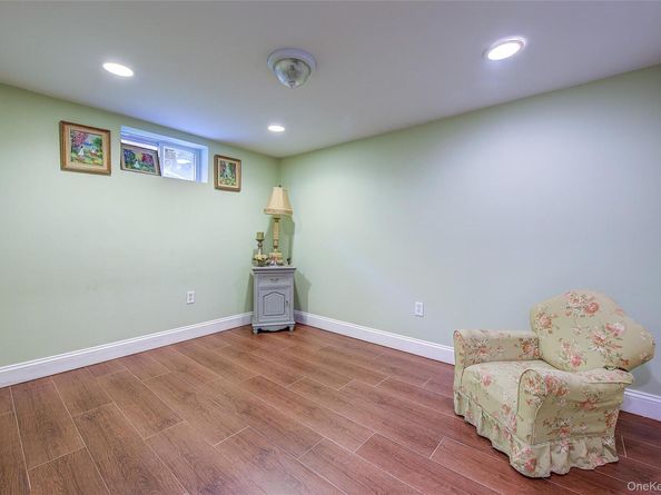 7126 170th Street, Fresh Meadows NY 11365