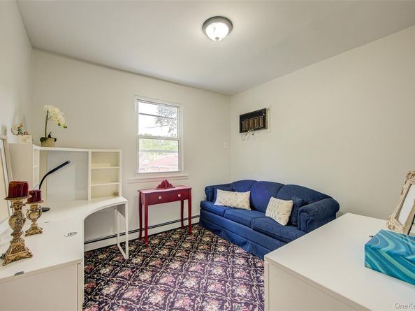 7126 170th Street, Fresh Meadows NY 11365