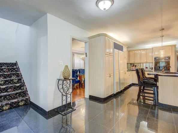 7126 170th Street, Fresh Meadows NY 11365
