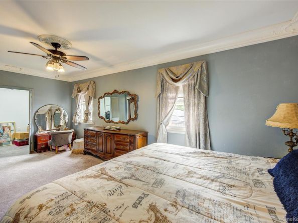 7126 170th Street, Fresh Meadows NY 11365