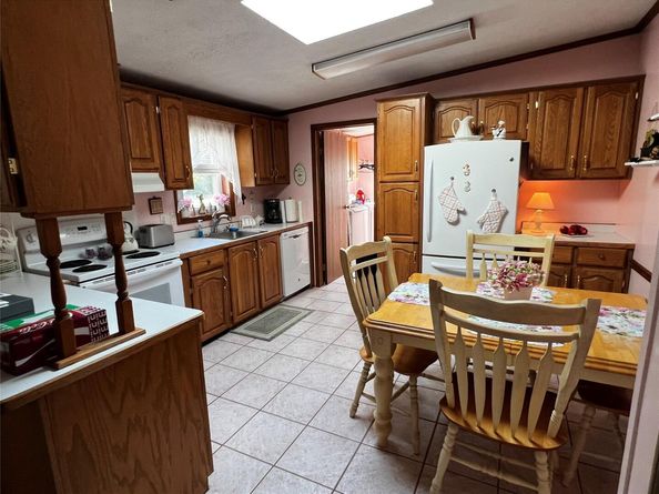638 Fresh Pond Avenue 305, Calverton NY 11933