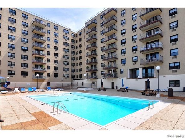 1085 Warburton Avenue 121, Yonkers NY 10701