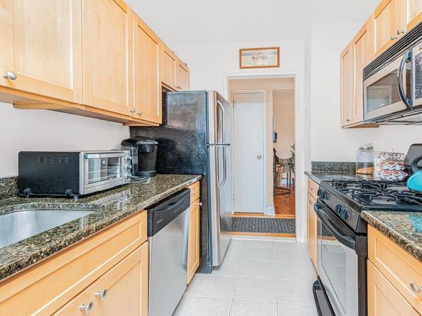 120 De Haven Drive 629, Yonkers NY 10703