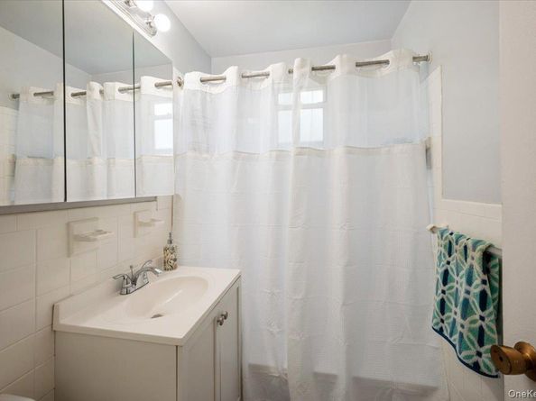120 De Haven Drive 629, Yonkers NY 10703