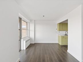 2550 Olinville Avenue 8H, Bronx NY 10467