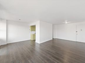 2550 Olinville Avenue 8H, Bronx NY 10467