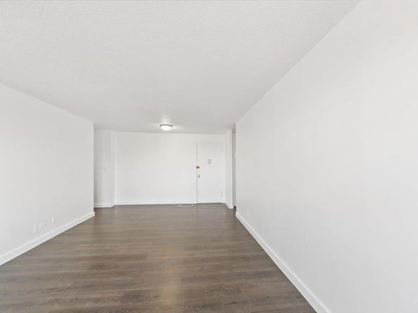 2550 Olinville Avenue 8H, Bronx NY 10467