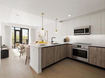 20-08 Steinway Street