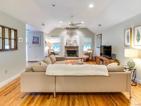 30 Brander Parkway, Shelter Island NY 11964