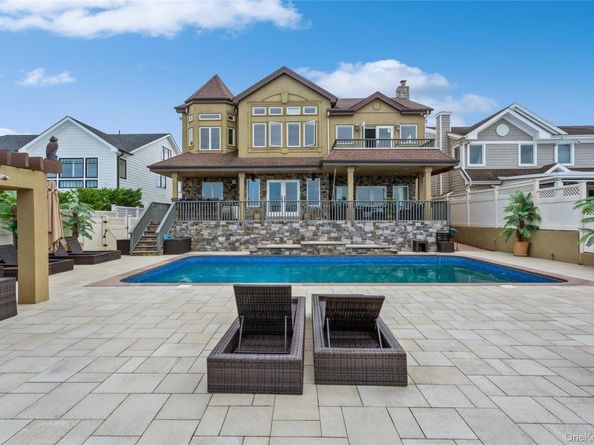 319 Harbor Drive, Lido Beach NY 11561