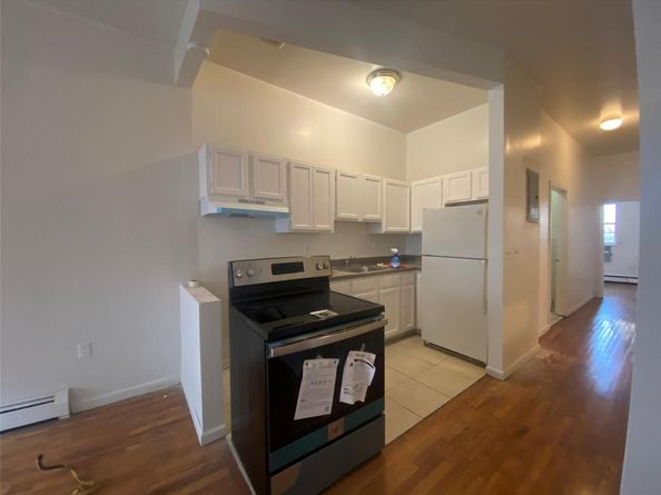 875 elsmere Place, Bronx NY 10460