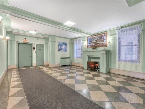 340 E Mosholu Parkway S 2J, Bronx NY 10458
