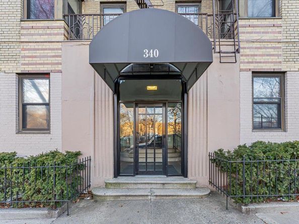 340 E Mosholu Parkway S 2J, Bronx NY 10458