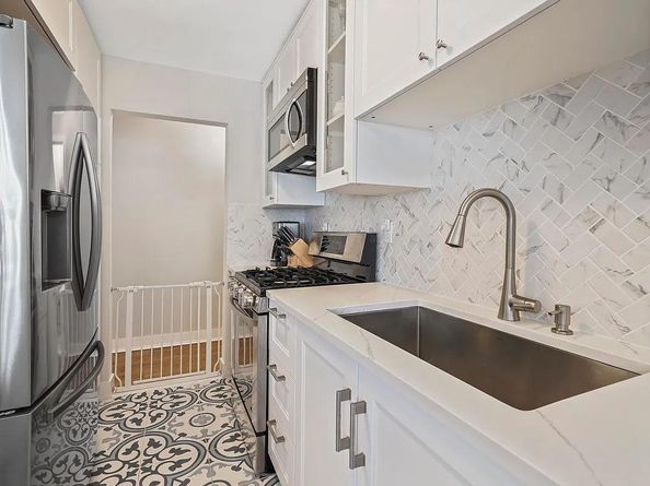85-10 151 Avenue 3K, Howard Beach NY 11414