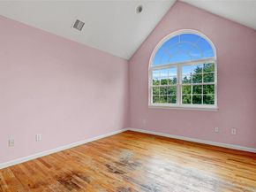 84 Robinson Avenue, Medford NY 11763