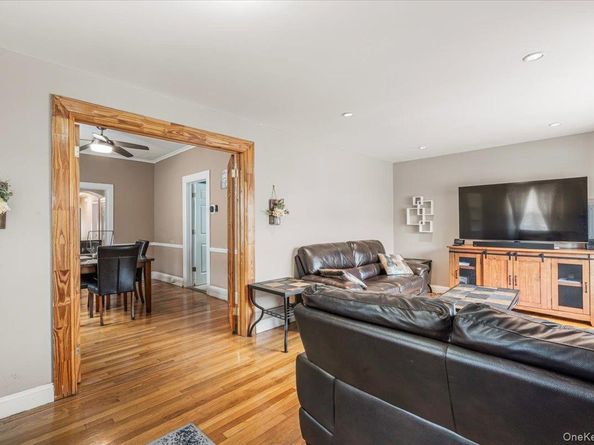 319 Beach 47th Street, Far Rockaway NY 11691