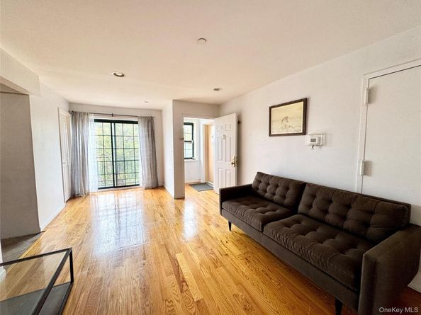 103-02 42nd Ave 4D, Corona NY 11368