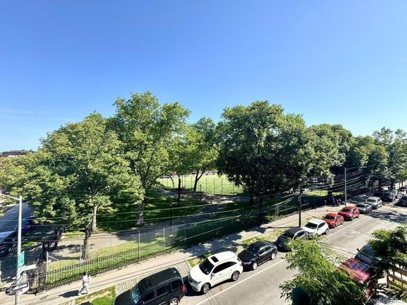 103-02 42nd Ave 4D, Corona NY 11368
