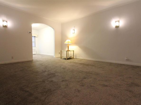 61-16 84th Street, Middle Village NY 11379