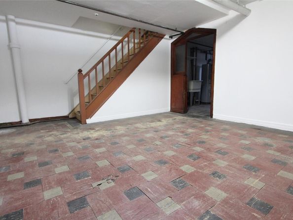 61-16 84th Street, Middle Village NY 11379