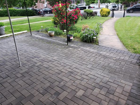61-16 84th Street, Middle Village NY 11379
