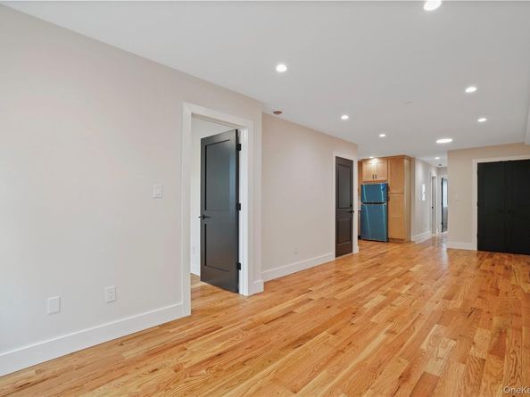 6014 Menahan Street, Ridgewood NY 11385