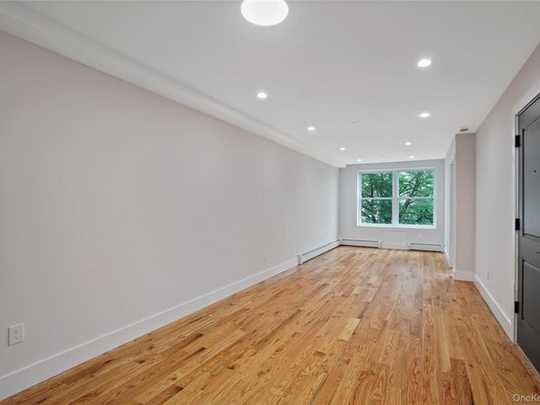 6014 Menahan Street, Ridgewood NY 11385