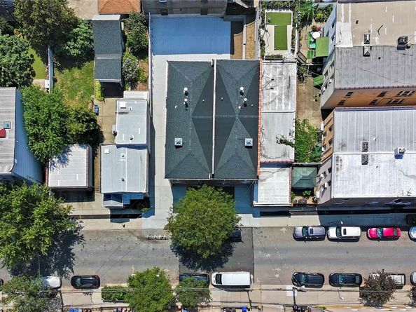 60-14 Menahan Street, Ridgewood NY 11385