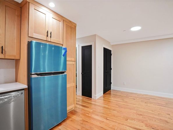 60-14 Menahan Street, Ridgewood NY 11385