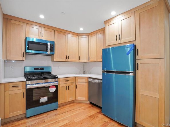 6014 Menahan Street, Ridgewood NY 11385