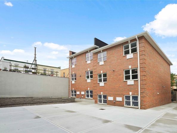 60-14 Menahan Street, Ridgewood NY 11385