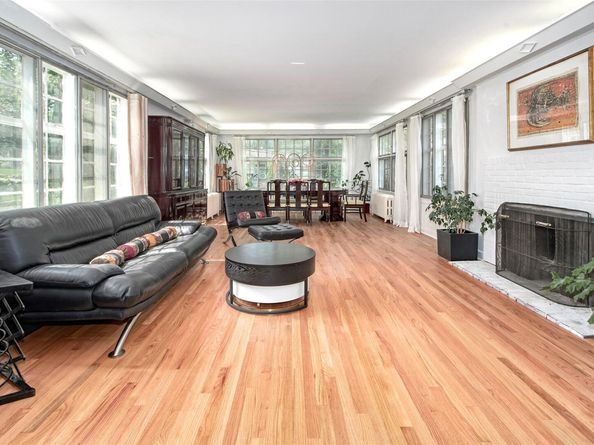 2 Byworth Road, New Rochelle NY 10804