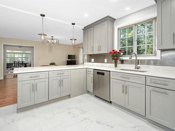 2 Byworth Road, New Rochelle NY 10804
