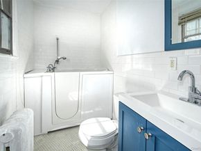 2 Byworth Road, New Rochelle NY 10804