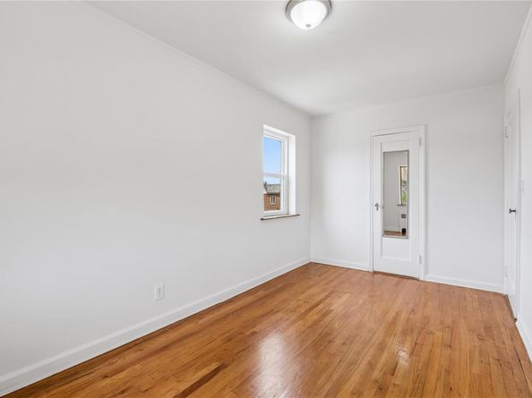 81-12 62nd Avenue 8112, Middle Village NY 11379