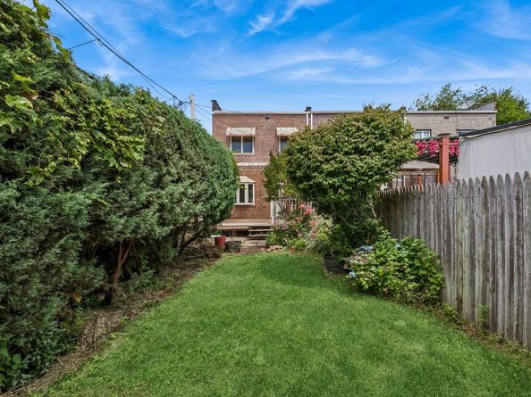 81-12 62nd Avenue 8112, Middle Village NY 11379